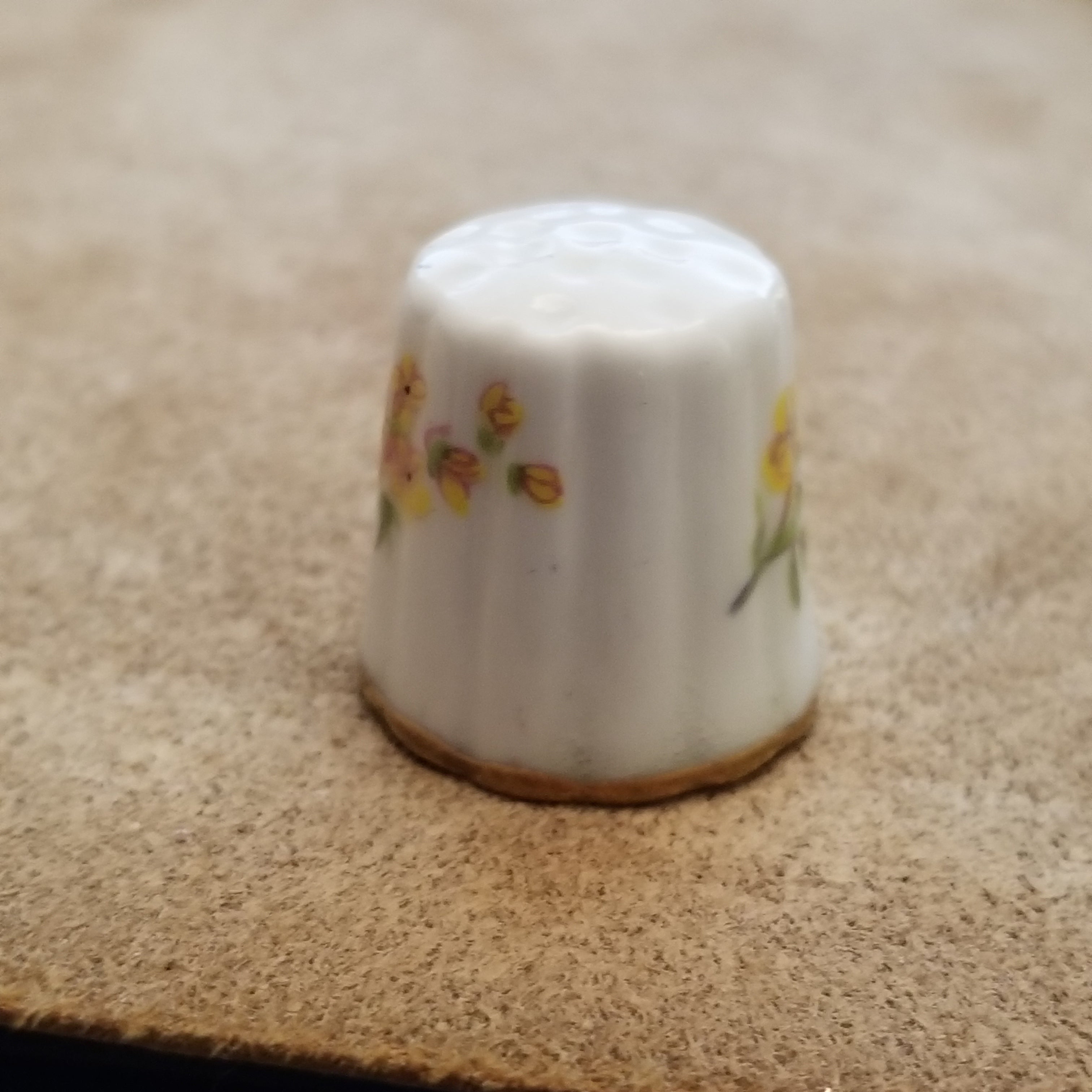 Vintage Flower Ceramic Thimble
