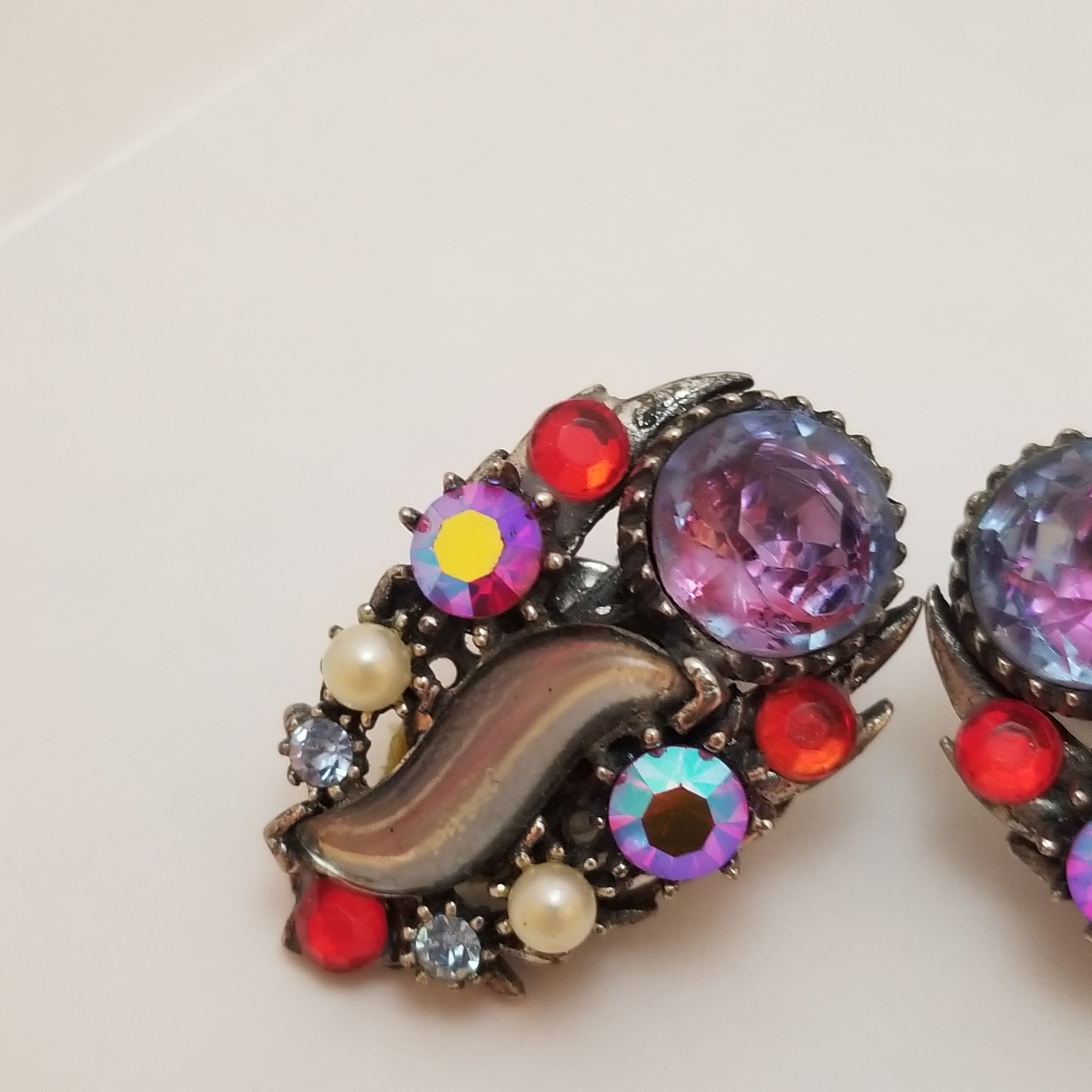 Vintage Starburst Glass Clip On Earrings Signed Florenza