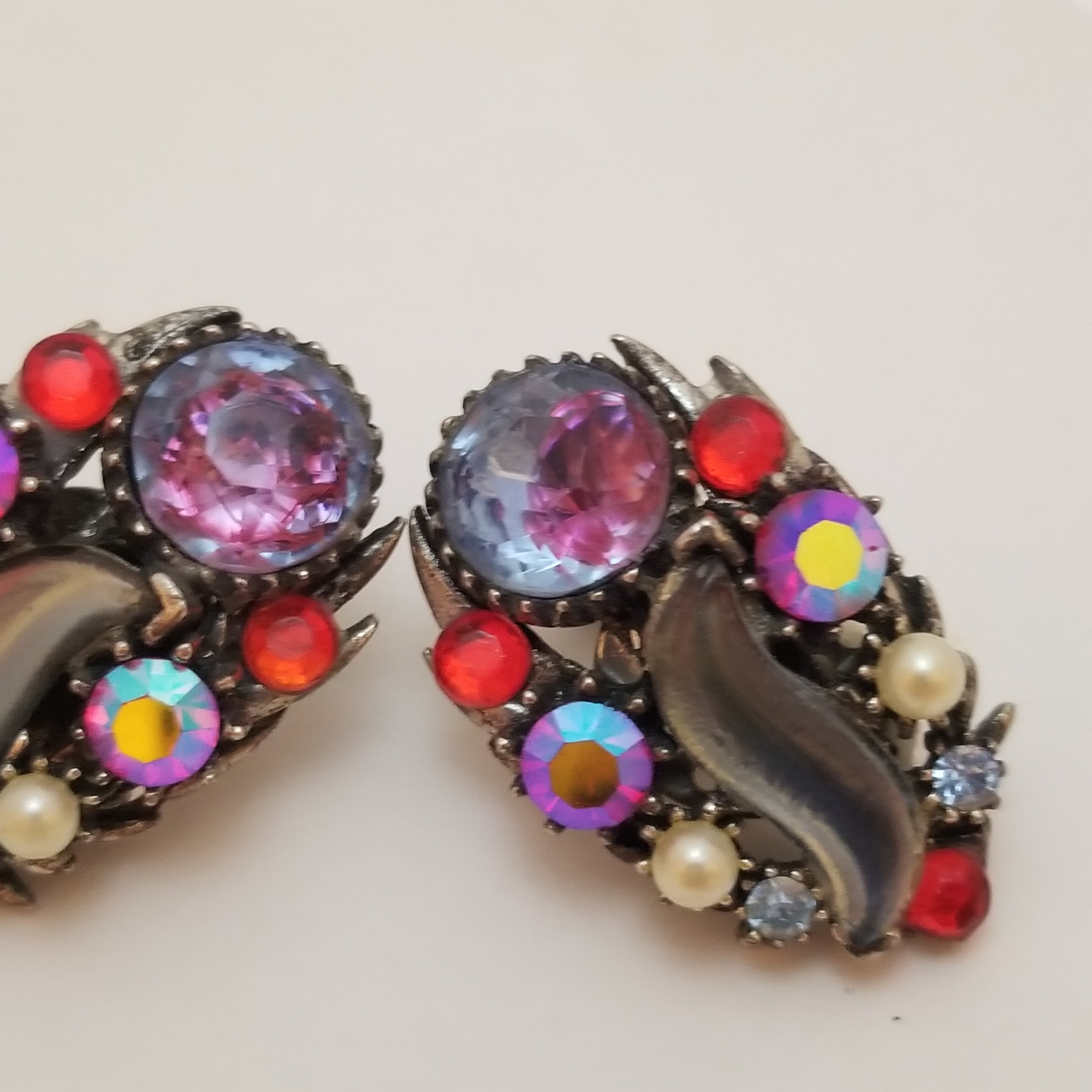 Vintage Starburst Glass Clip On Earrings Signed Florenza