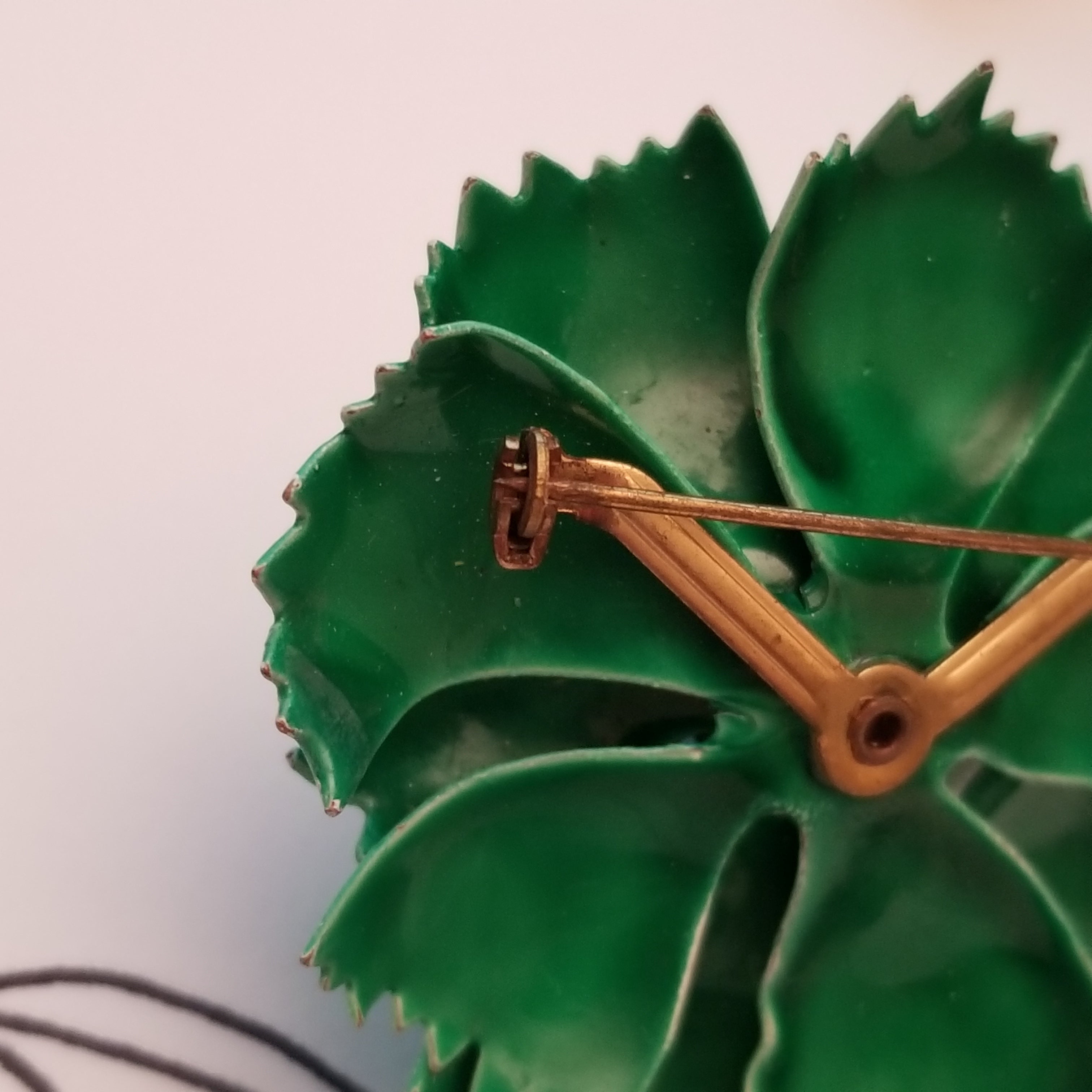 Vintage Green Flower Brooch
