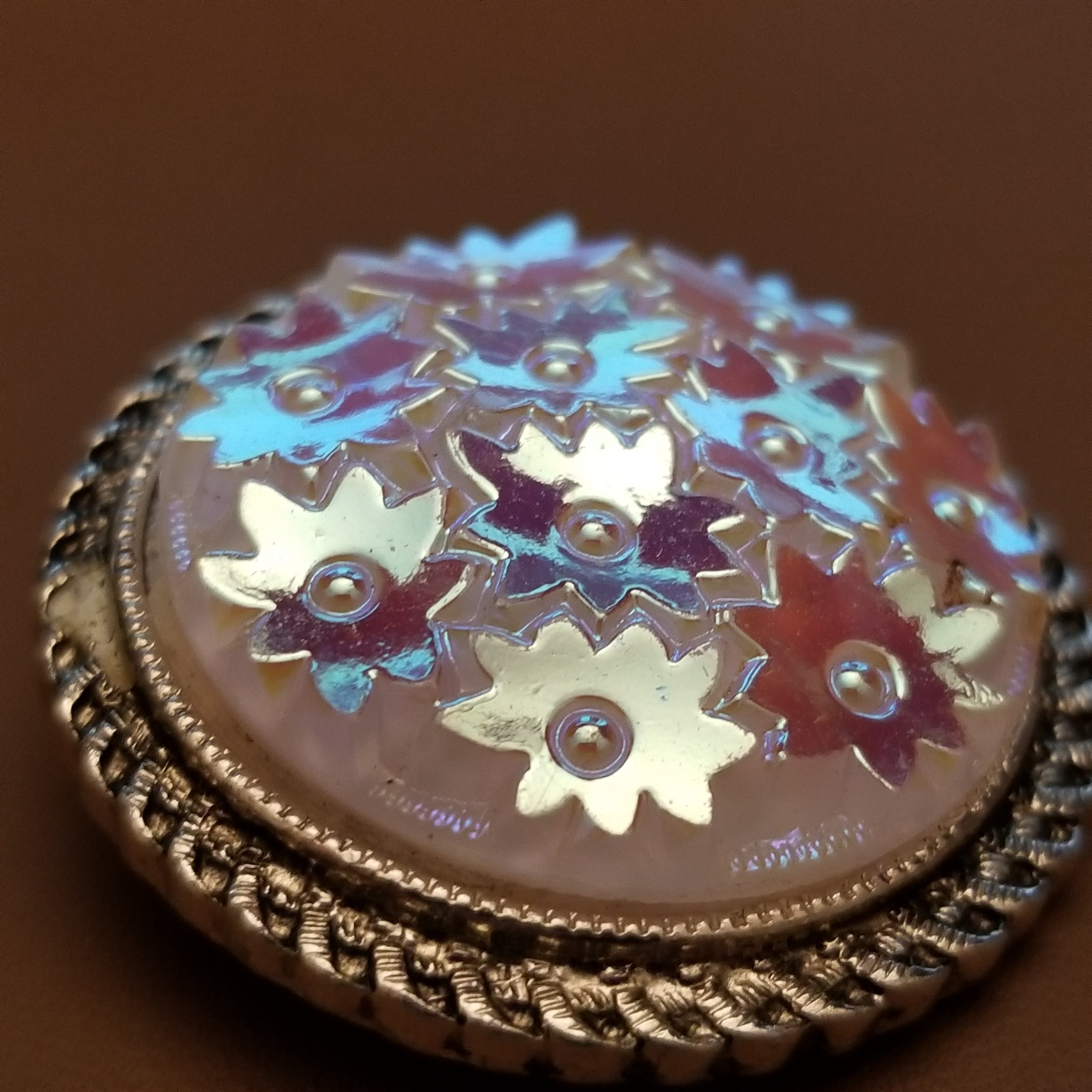 Vintage Iridescent Molded Glass Scarf Clip