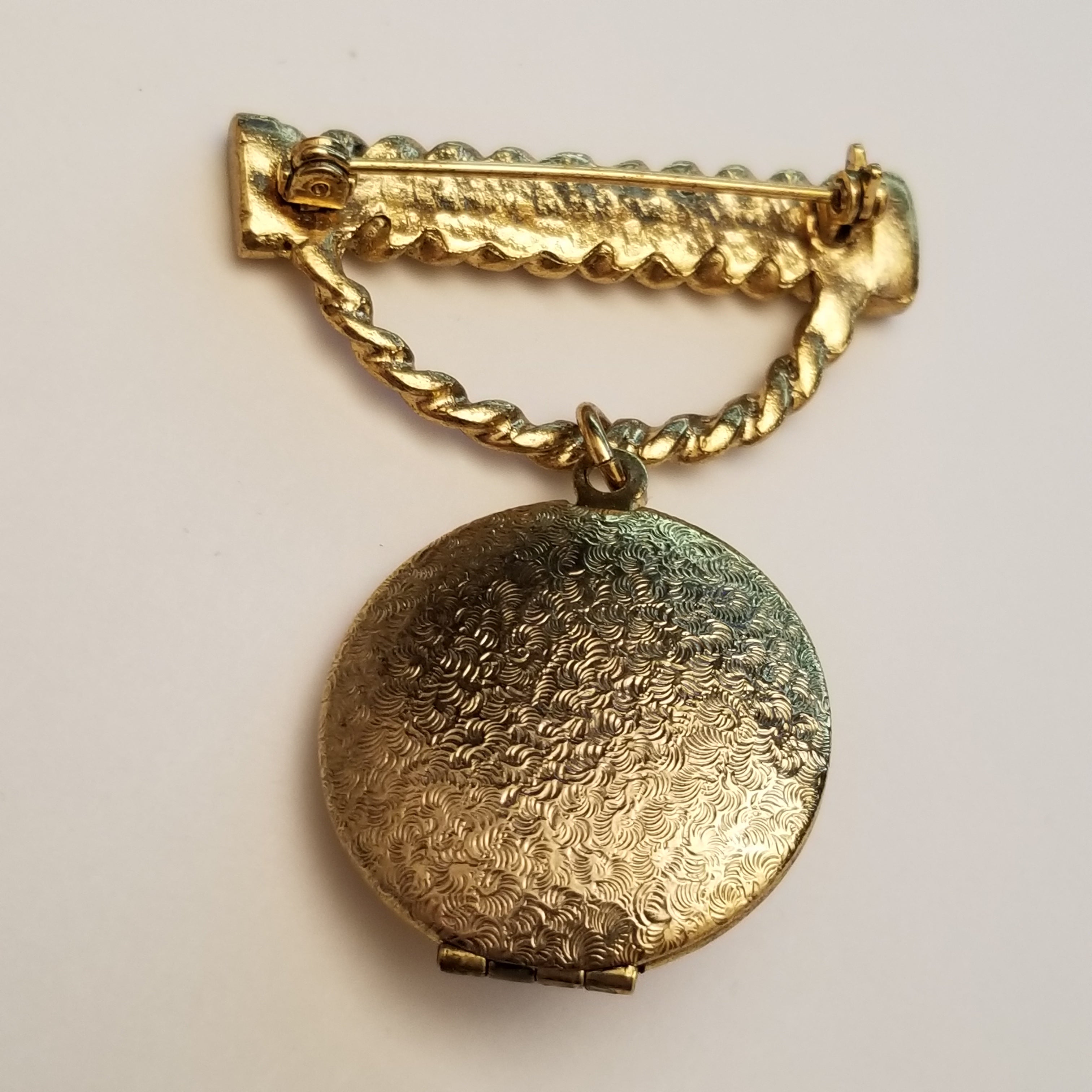 Vintage Gold Tone Locket Brooch