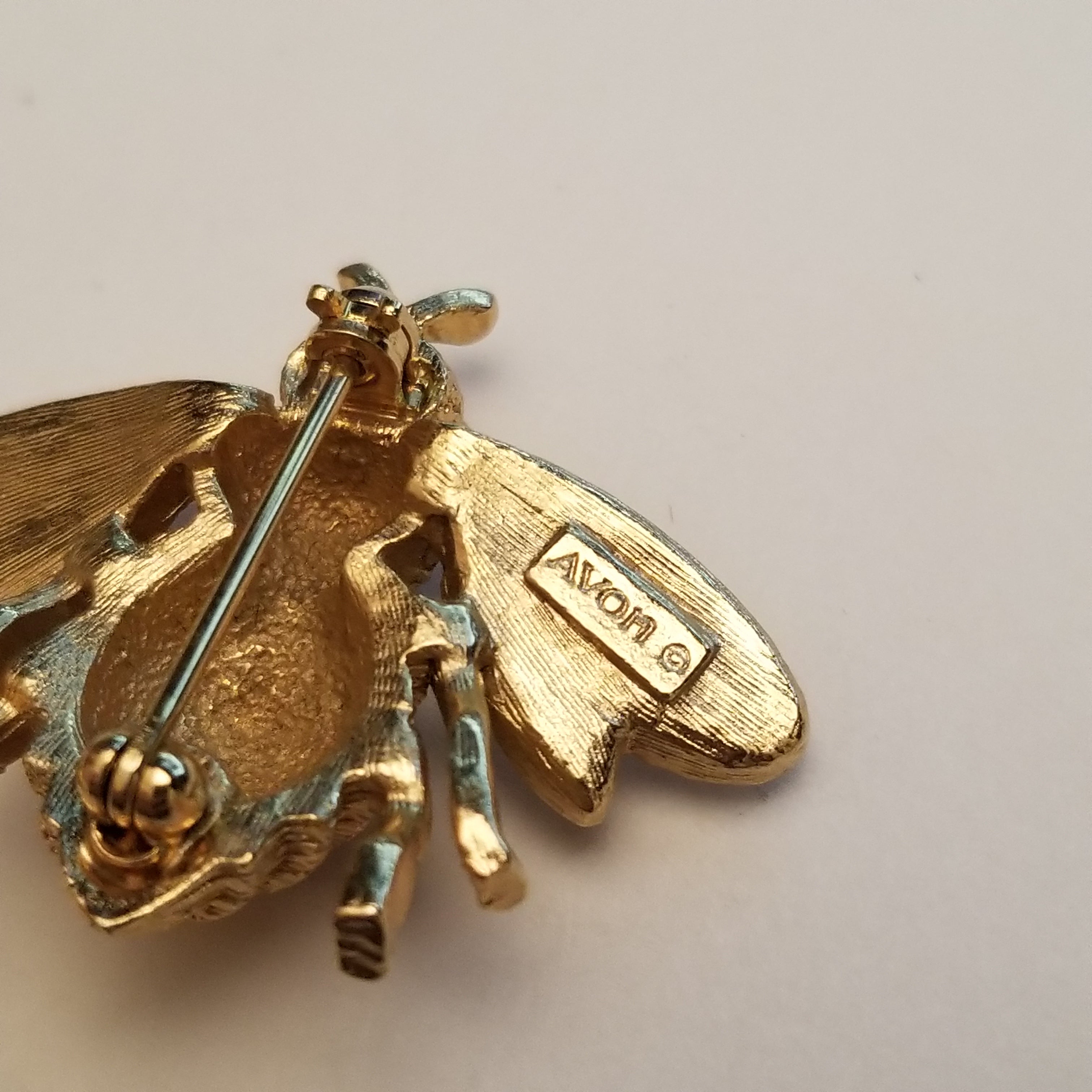 Vintage Gold Tone Bumble Bee Brooch