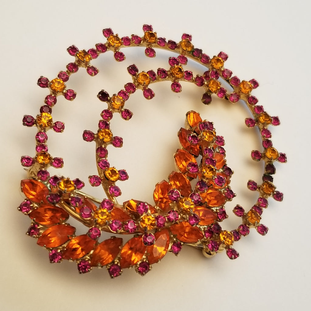 Vintage Vandome Rhinestone Brooch