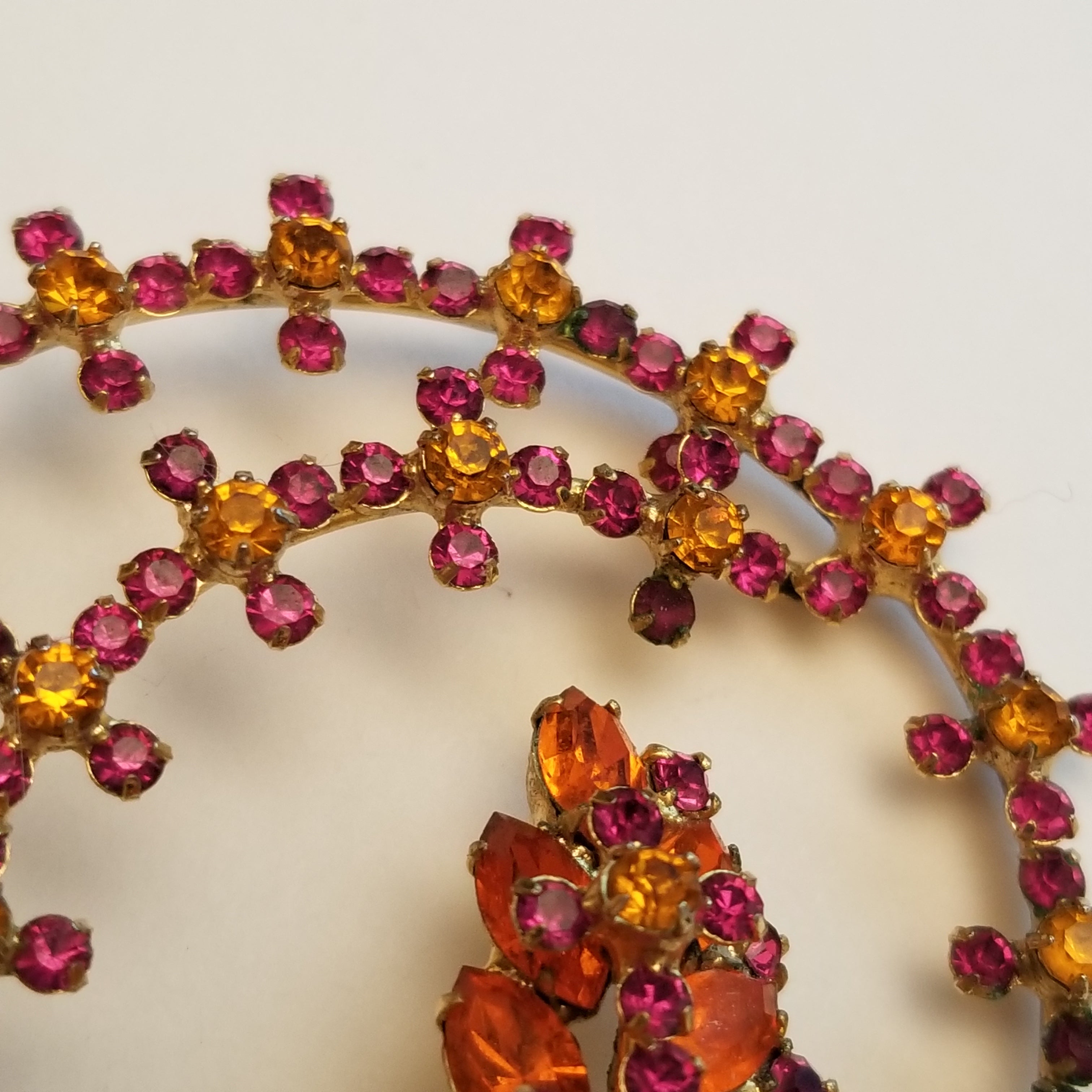 Vintage Vandome Rhinestone Brooch