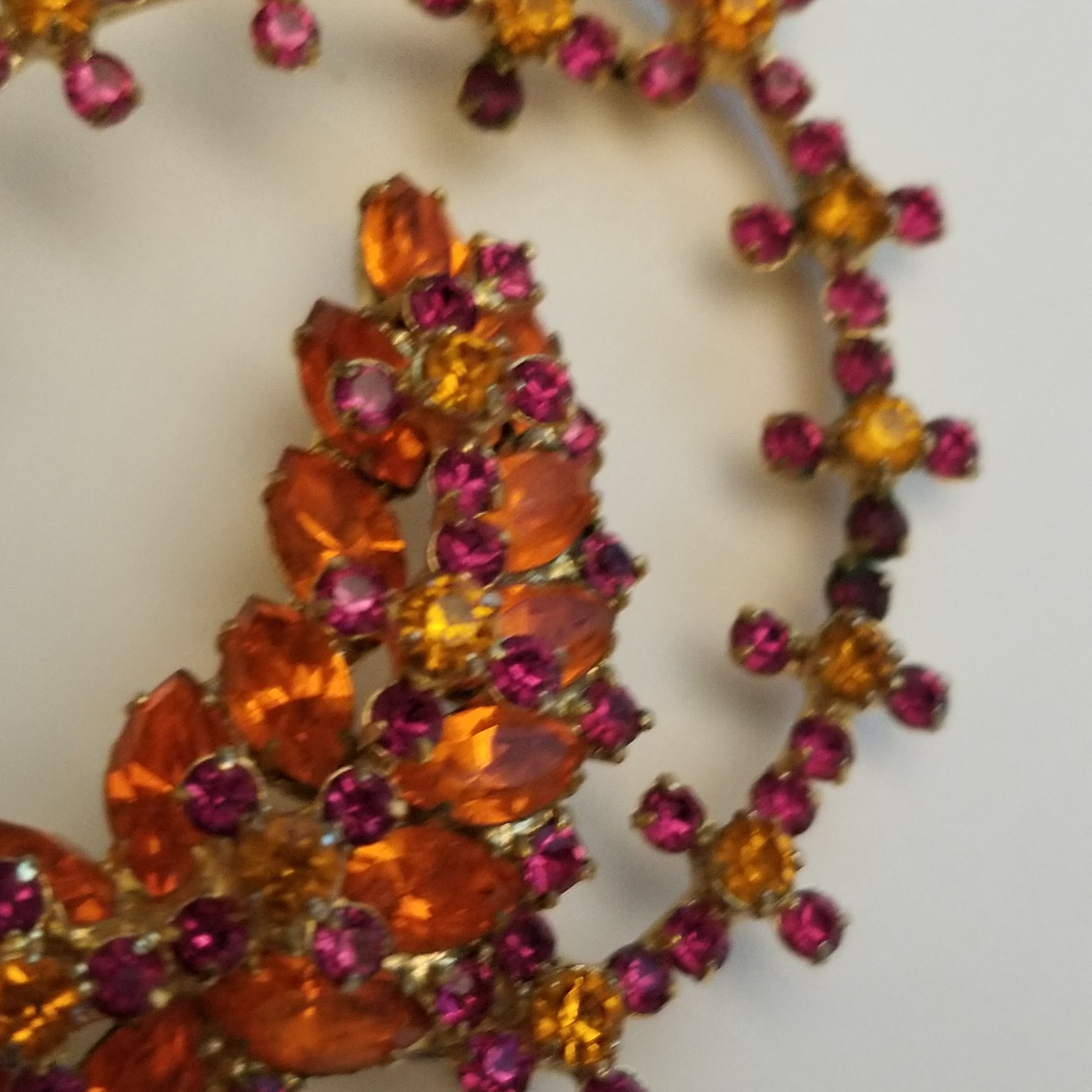 Vintage Vandome Rhinestone Brooch