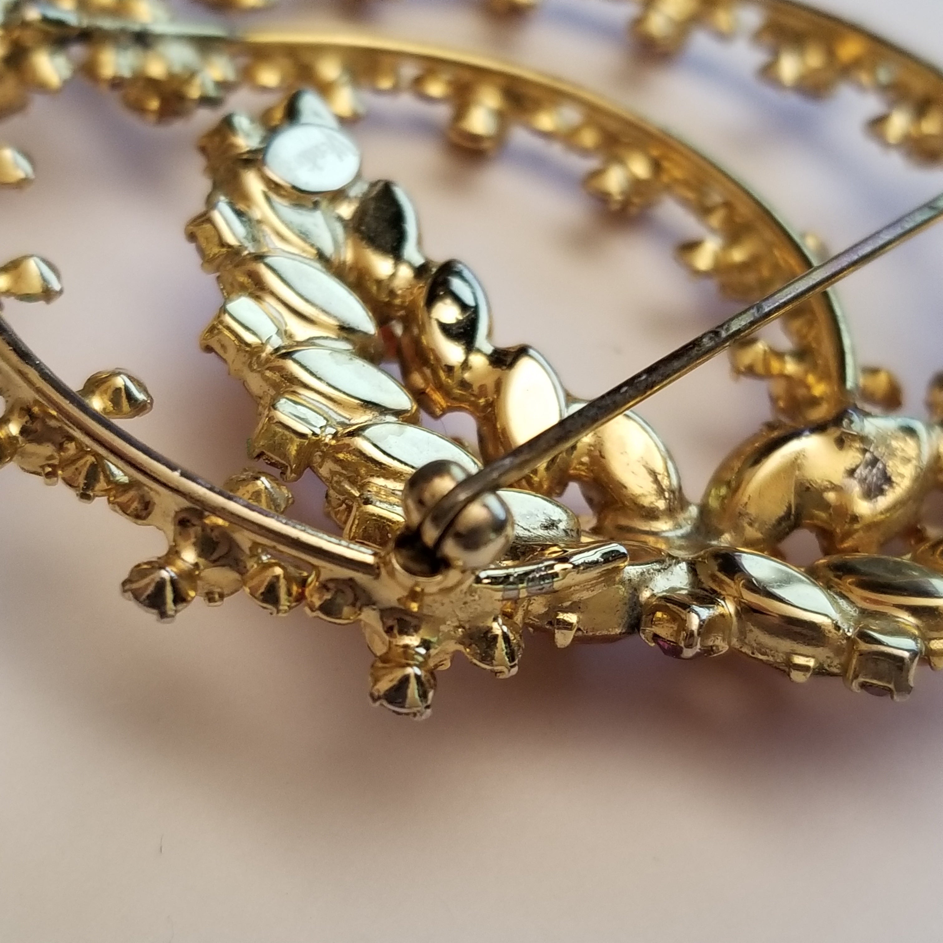 Vintage Vandome Rhinestone Brooch