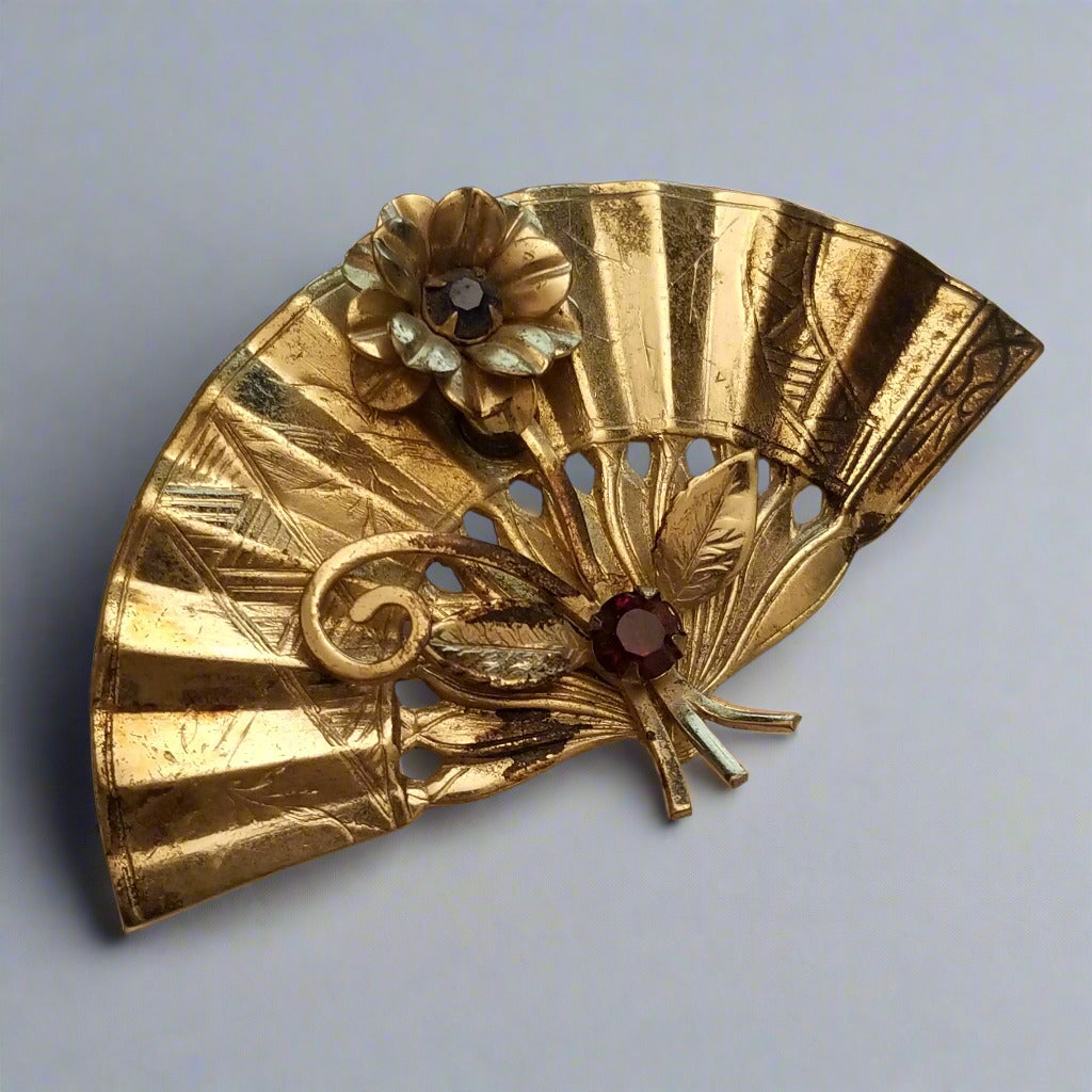 Vintage Gold Tone Rhinestone Brooch