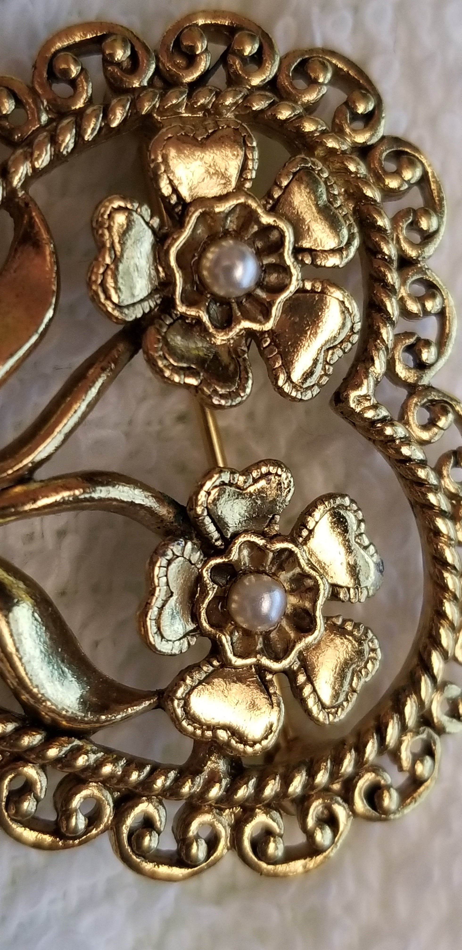 Gold Tone Heart Flower Brooch
