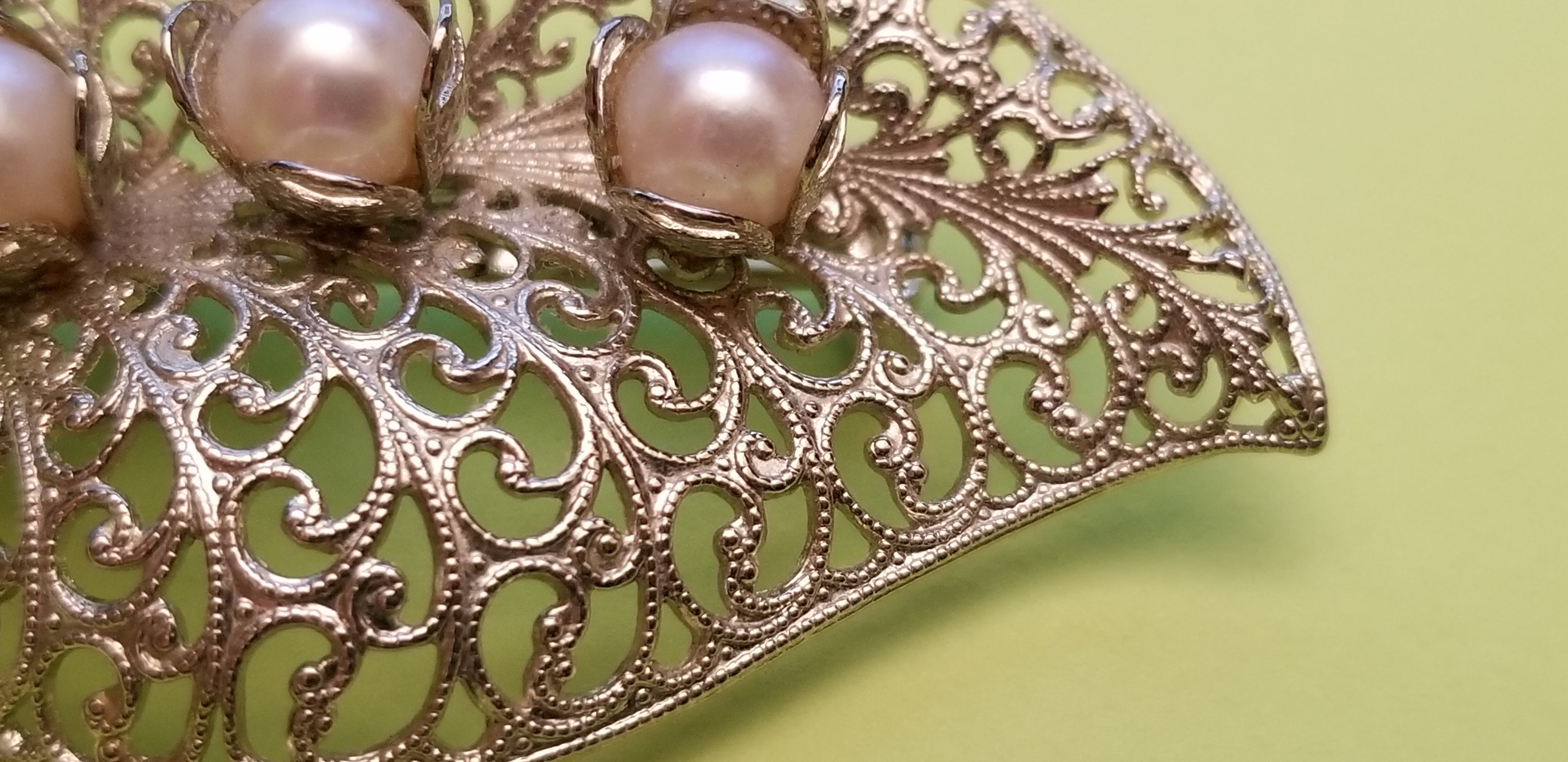 Vintage Silver Tone Filigree Brooch