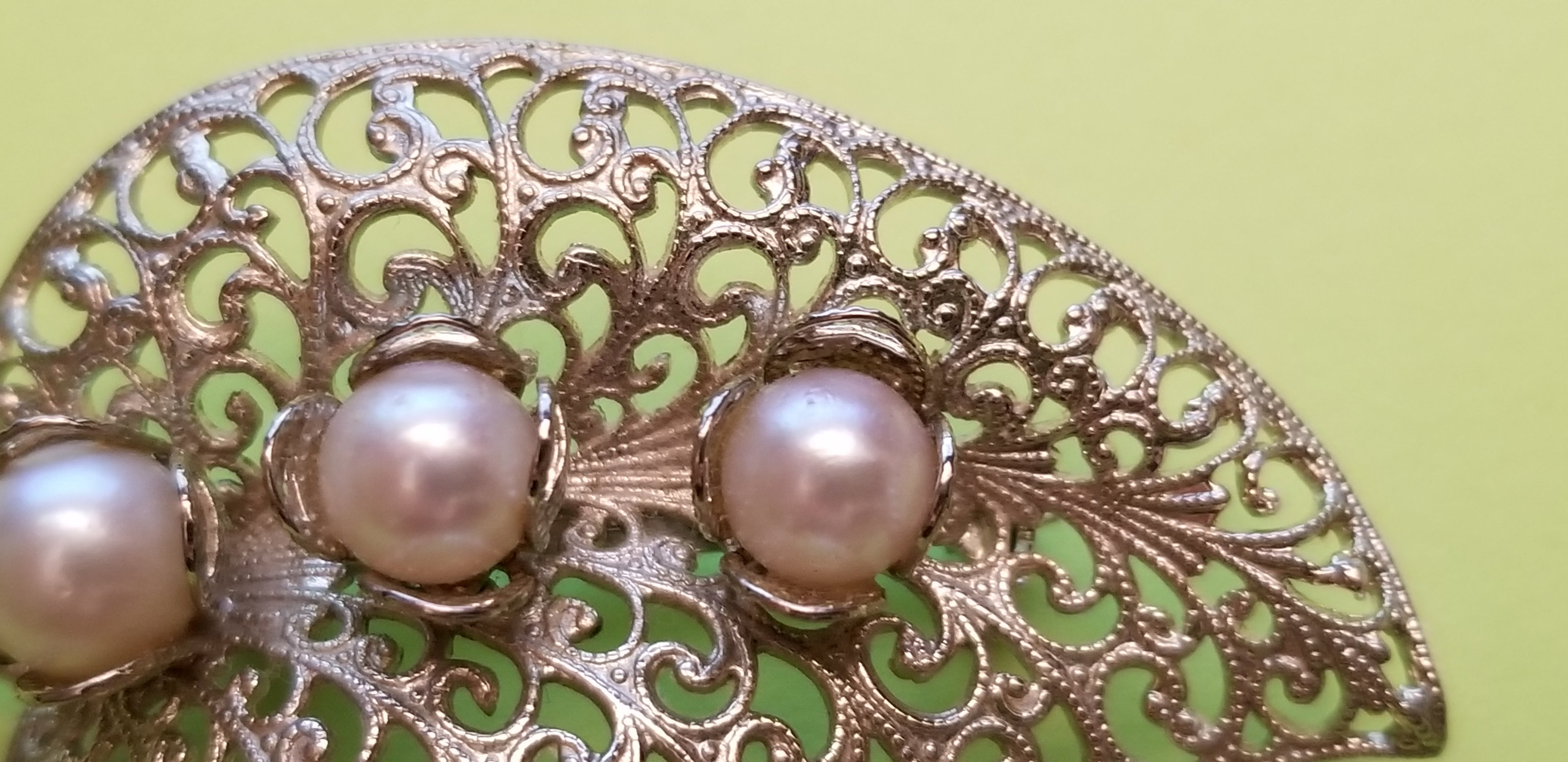 Vintage Silver Tone Filigree Brooch