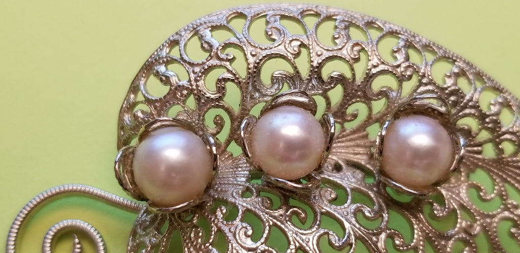 Vintage Silver Tone Filigree Brooch