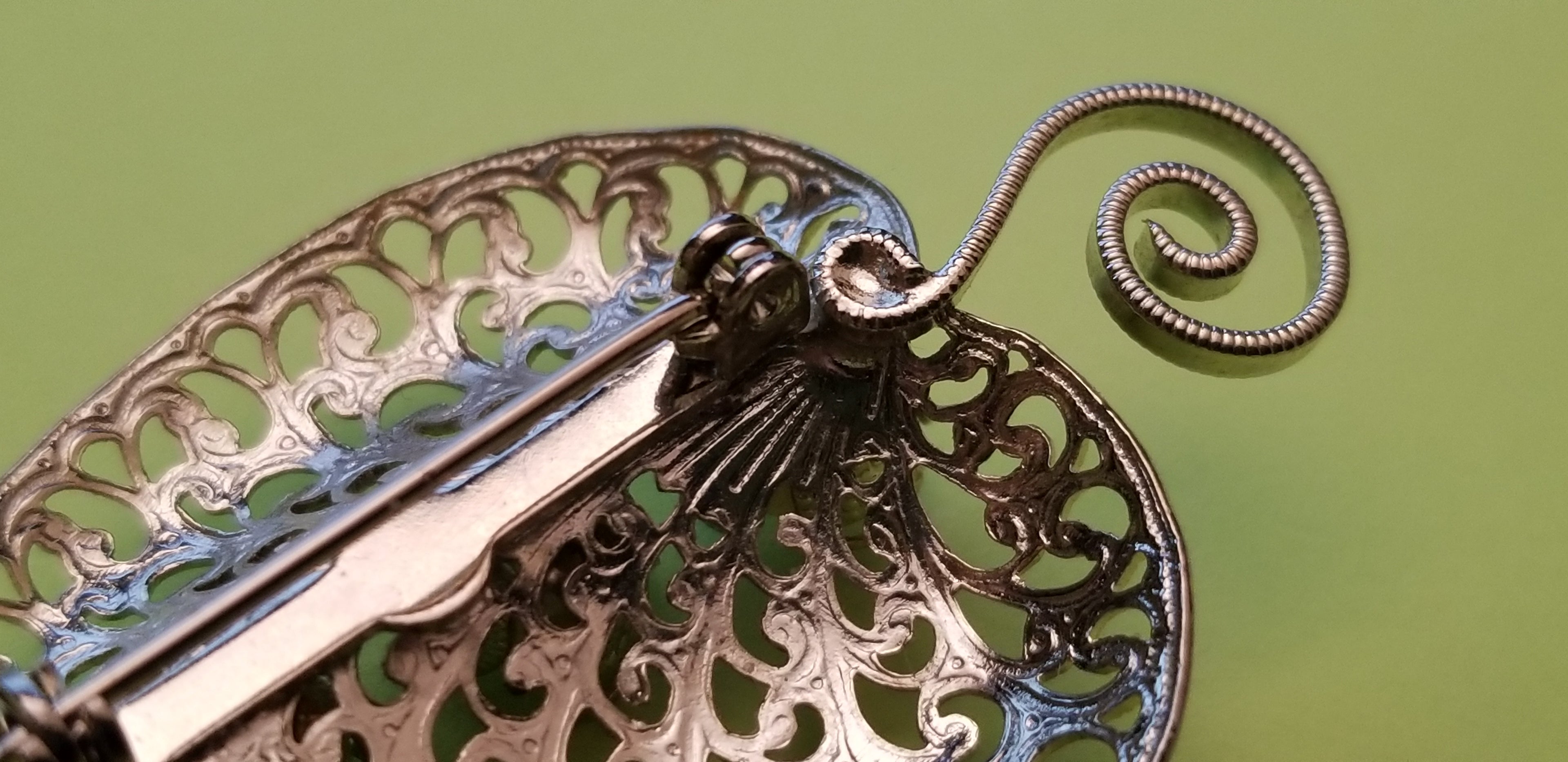 Vintage Silver Tone Filigree Brooch