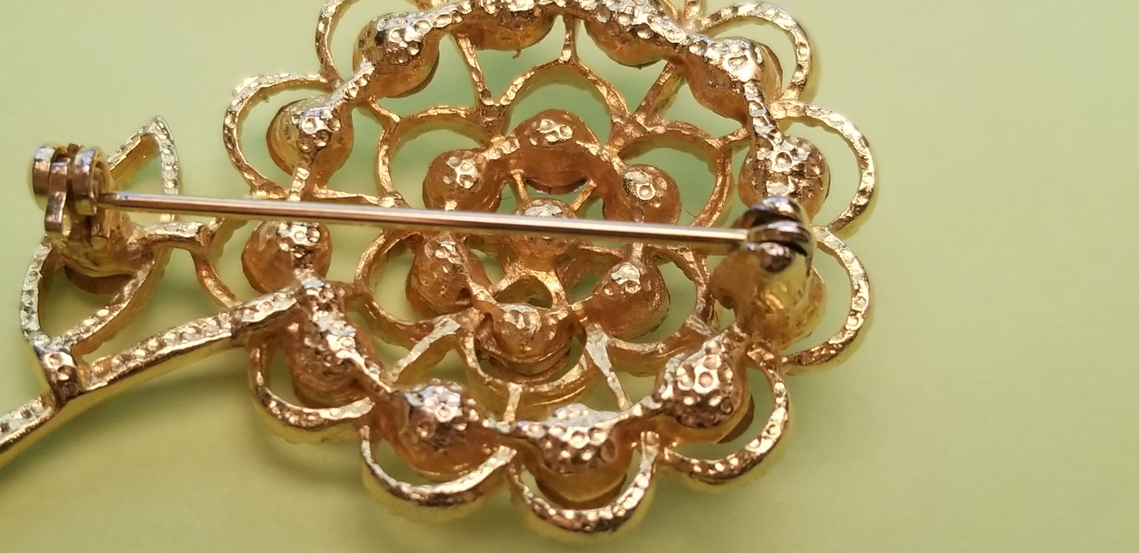 Gold Tone Rhinestone Flower Brooch
