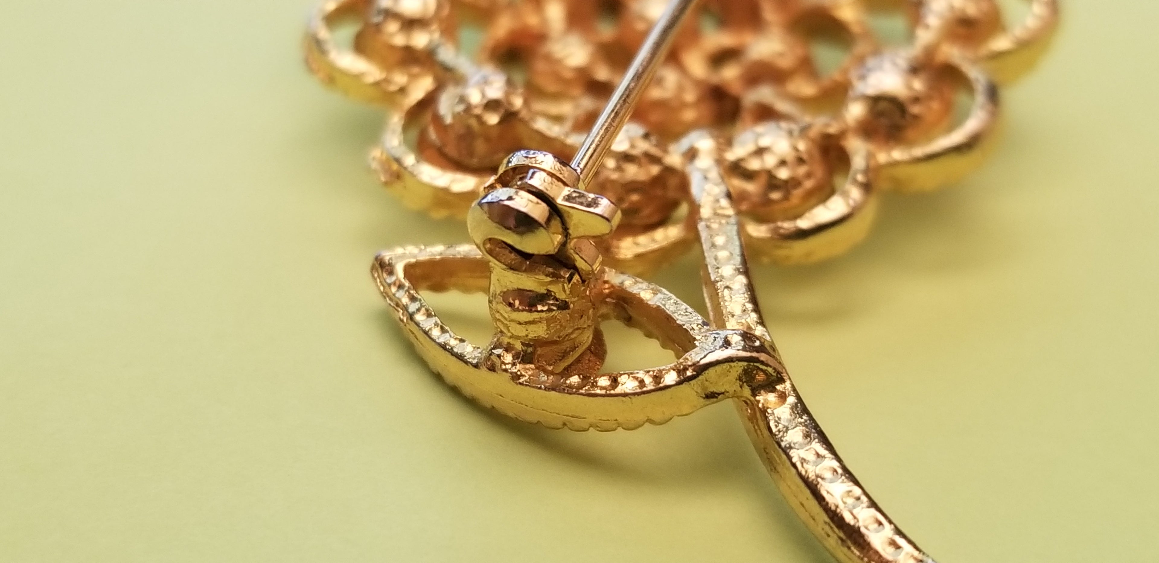 Gold Tone Rhinestone Flower Brooch
