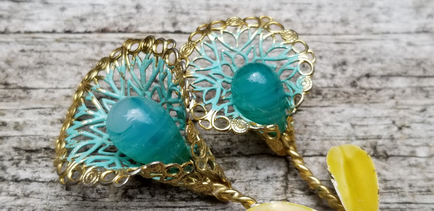 Vintage Glass Filigree Flower Brooch