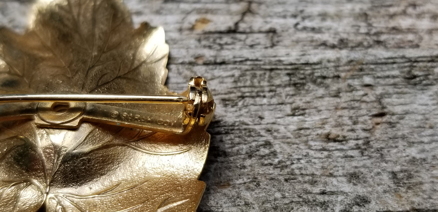 Vintage Sarah Coventry Gold Tone Leaf Brooch