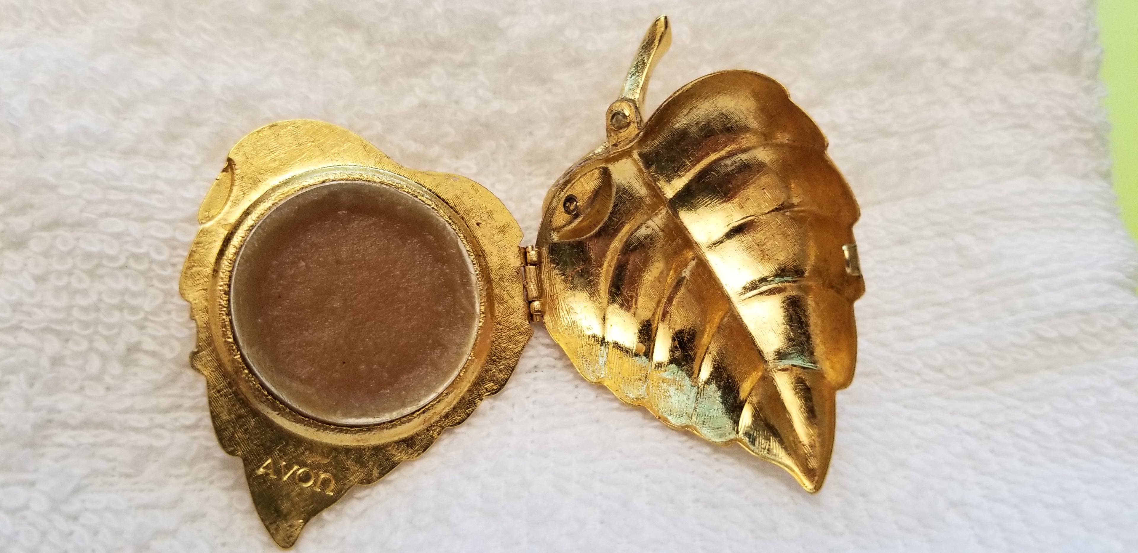 Vintage AVON Perfume Leaf Locket