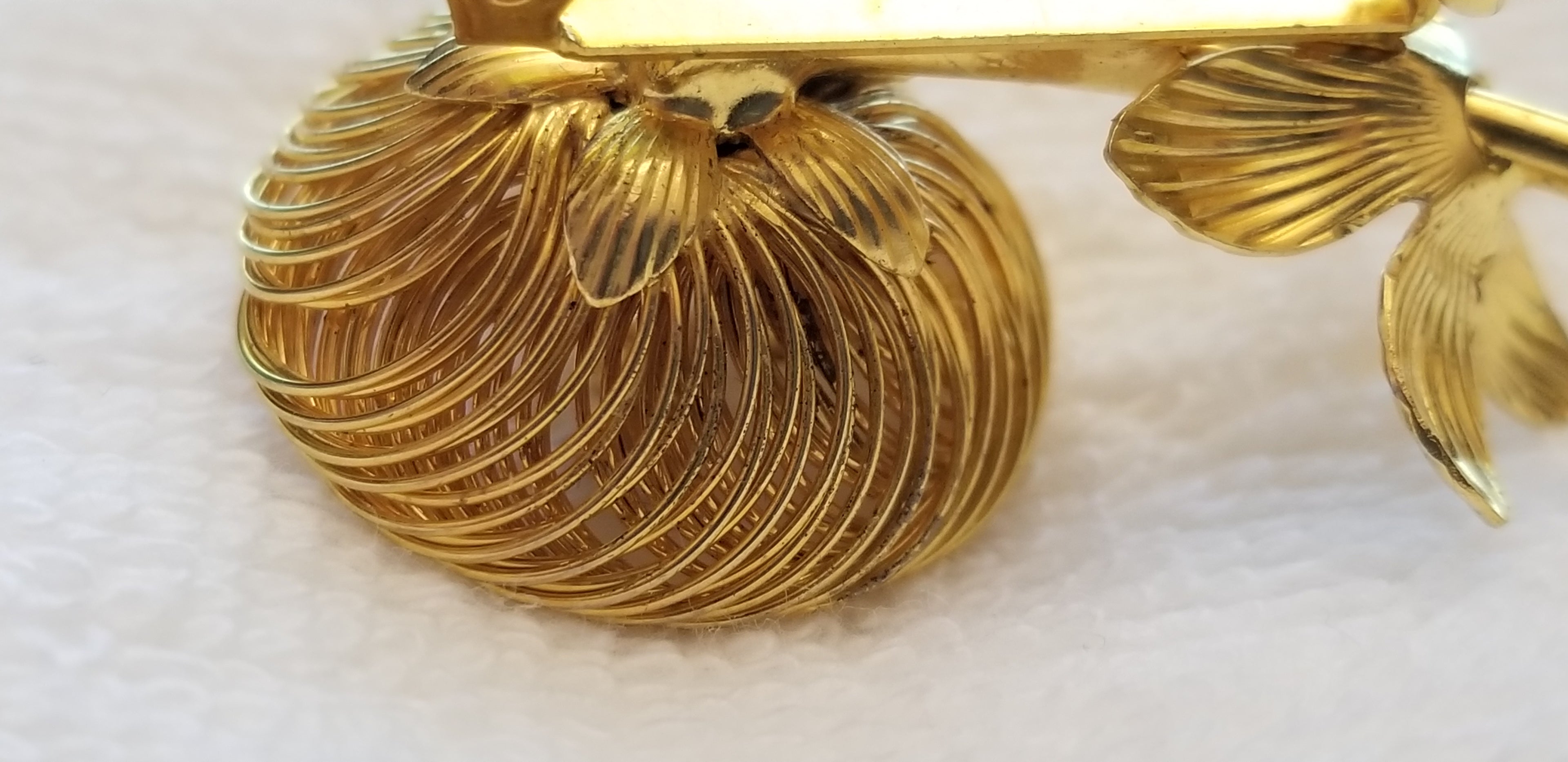 Gold Tone Flower Brooch