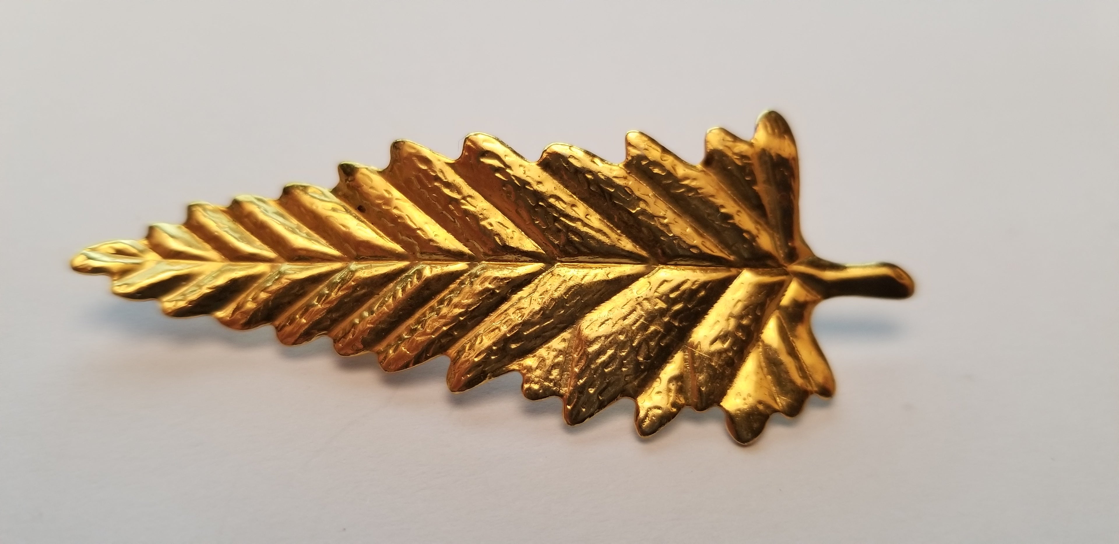 Gold Tone Leaf Brooch
