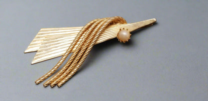 Vintage Gold Tone Brooch
