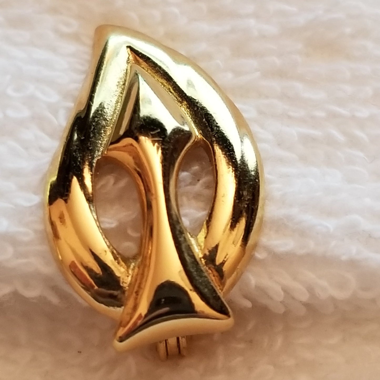 Vintage Monet Gold Tone Flame Earrings