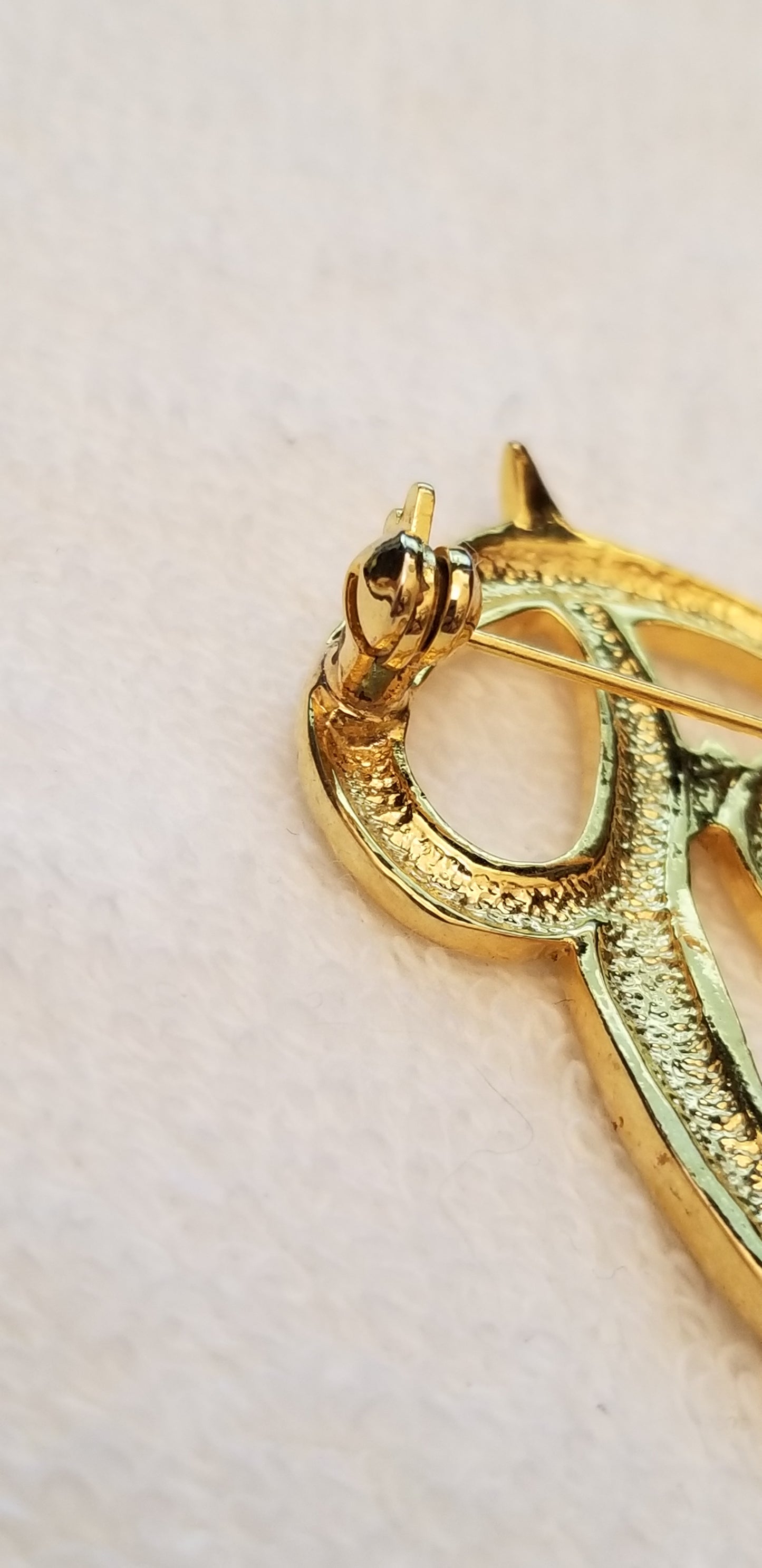 Gold Tone Letter P Brooch