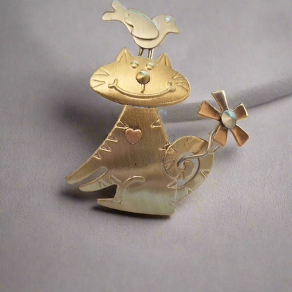 Happy Kitty with Bird Pin