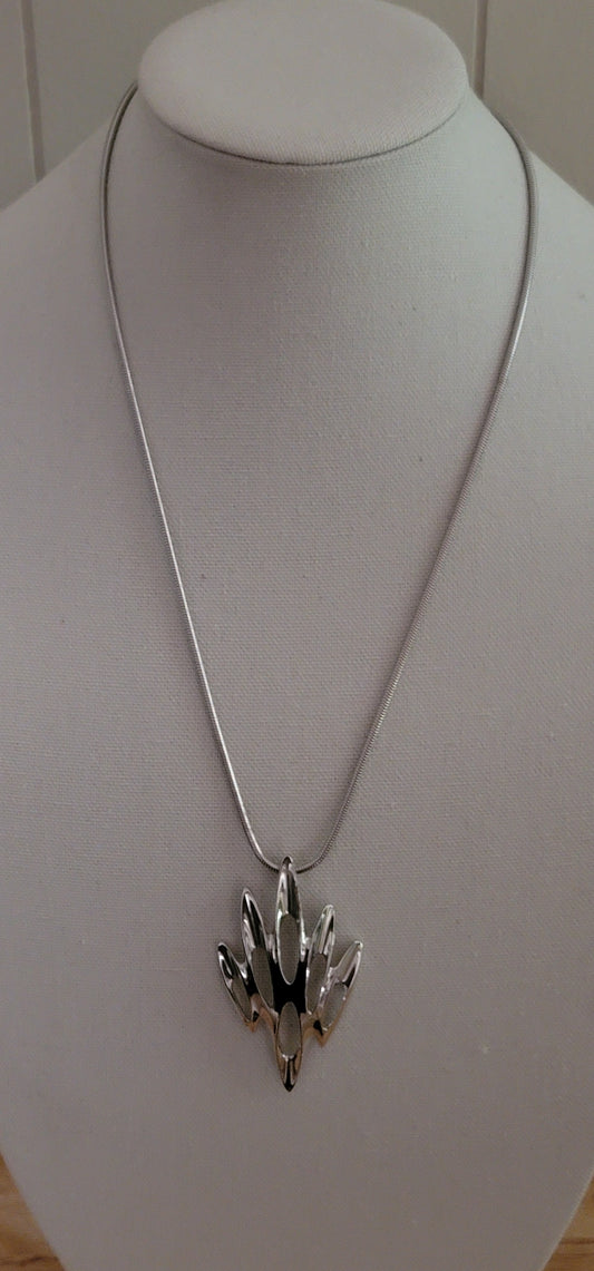 Vintage Crown Trifari Silver Tone Necklace