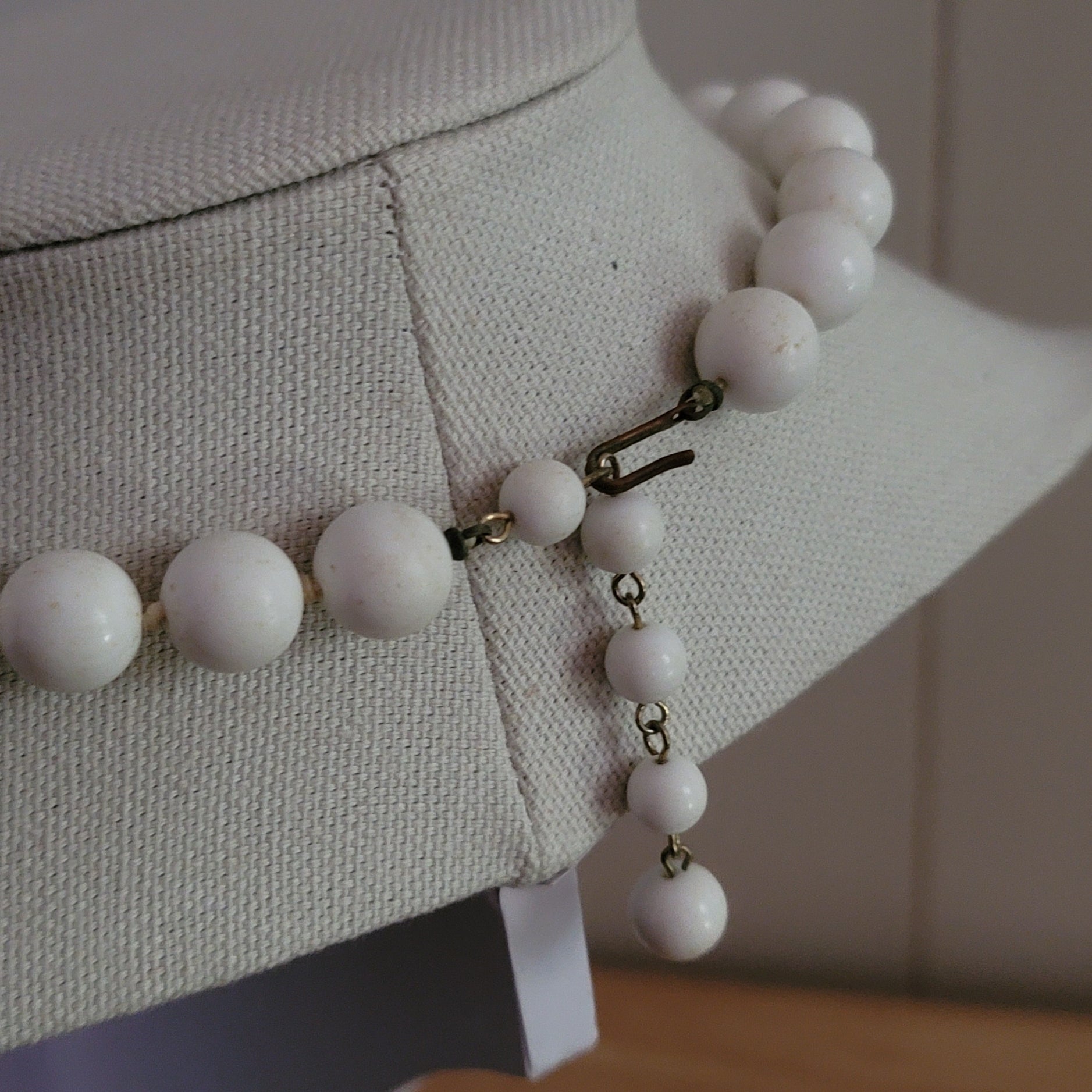 Vintage Single Strand White Bead Necklace