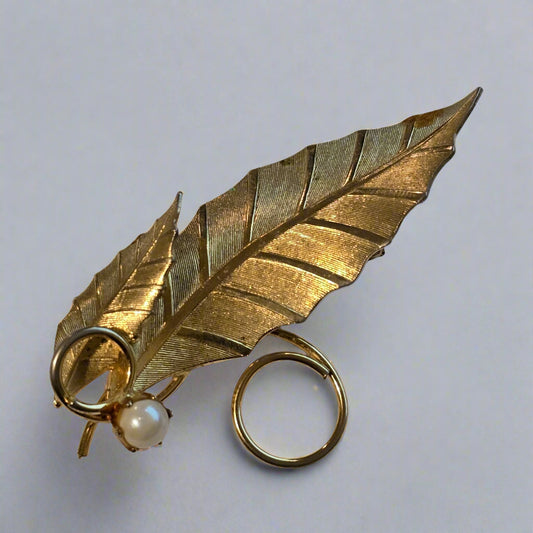 Vintage Gold-Tone Leaf Brooch with Faux Pearl Accent