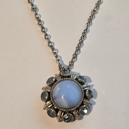 Vintage Avon Silver Tone Blue Glass Cabochon & Rhinestone Sunburst Pendant Necklace