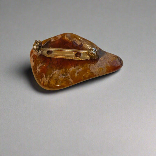 Vintage Polished Brown Stone Brooch – Natural Earth Tone Pin