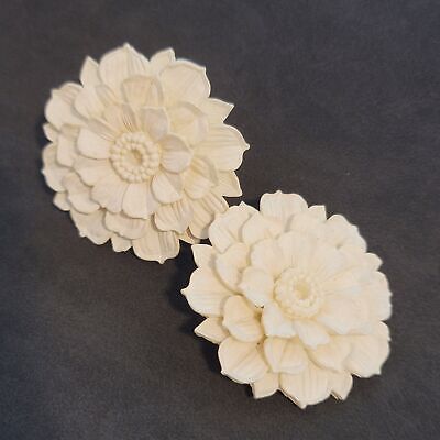 Vintage Cream Molded Flower Earrings