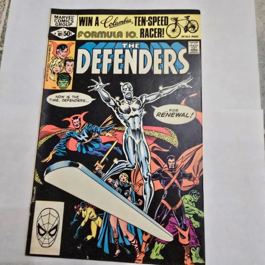 Marvel The Defenders #101 Comic Book 1981 Silver Surfer Hulk