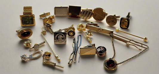 Lot of 22 Un-Paired Cufflinks, Tie Clips, Tie Tac & Stick Pins