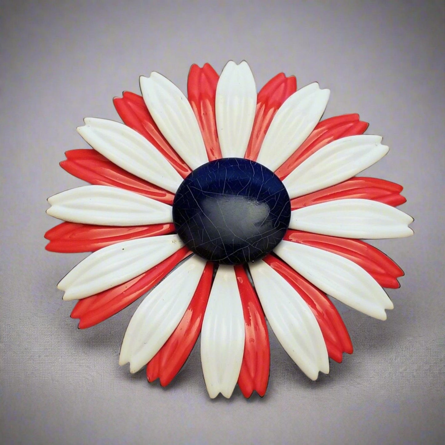 Vintage Metal Flower Brooch