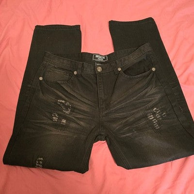 Men’s Black Distressed Jeans – Straight Leg Fit