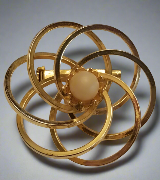 Vintage Gold Tone Interlocking Brooch