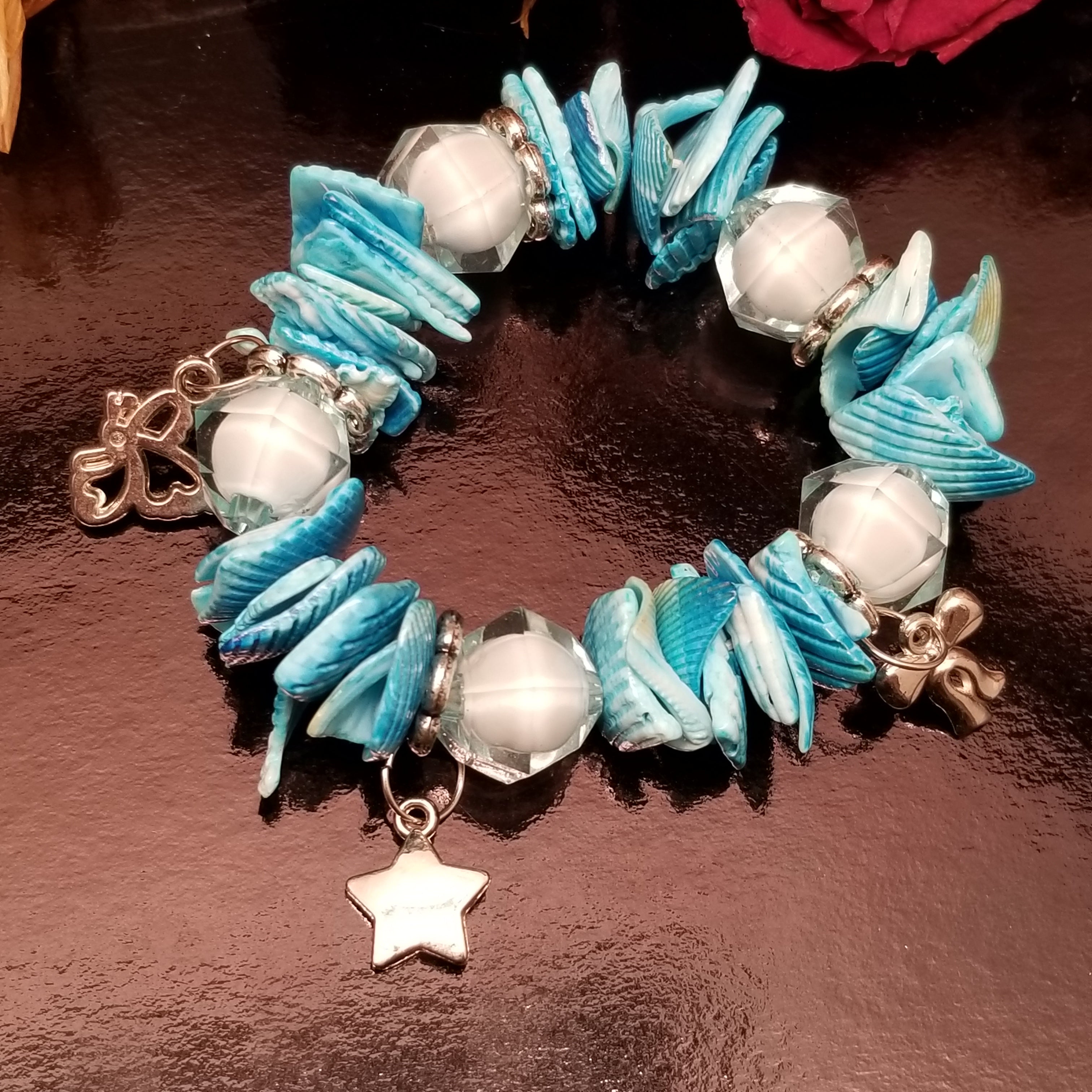 Blue Shell Stretch Bracelet