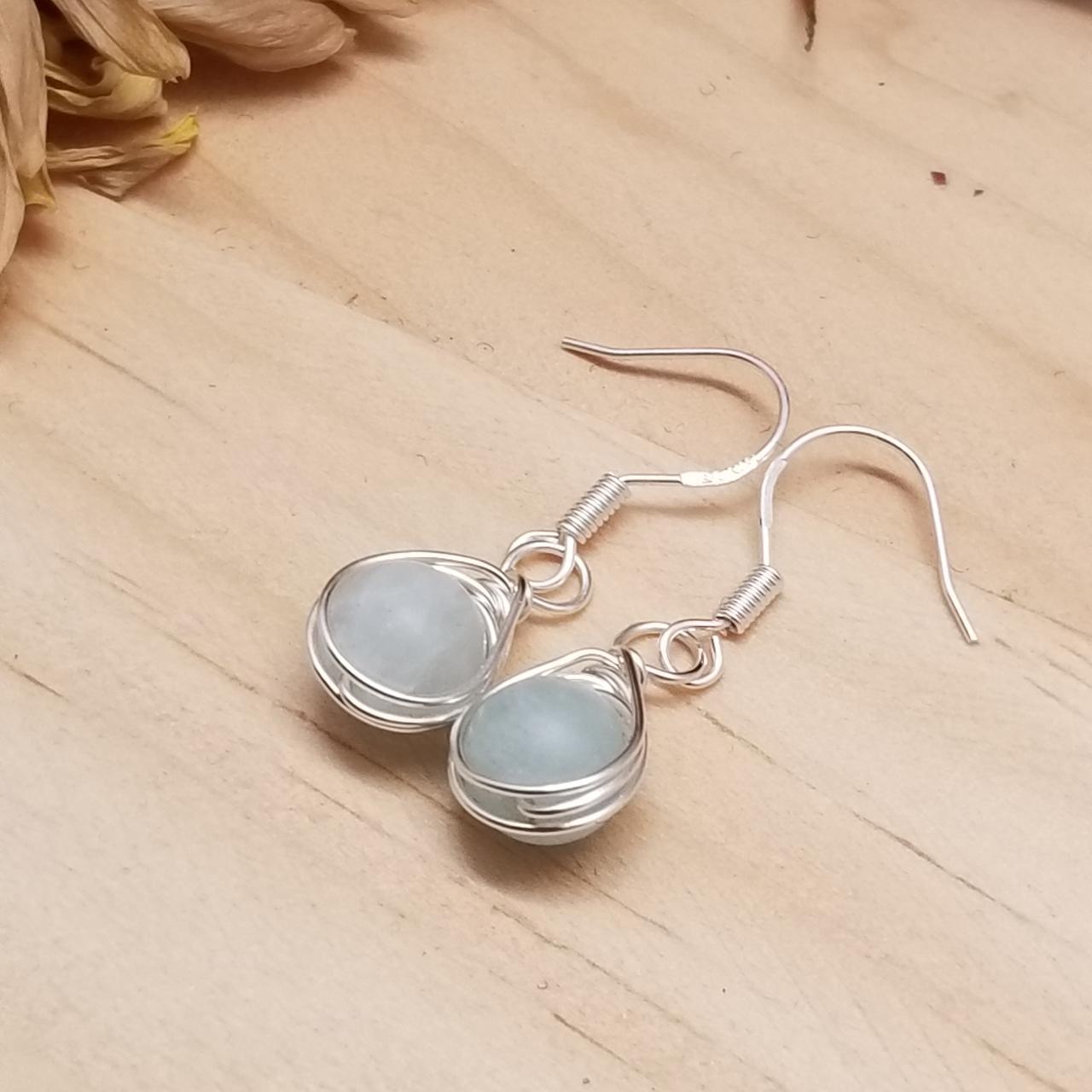 Handmade Tear Drop Dagnle Earrings