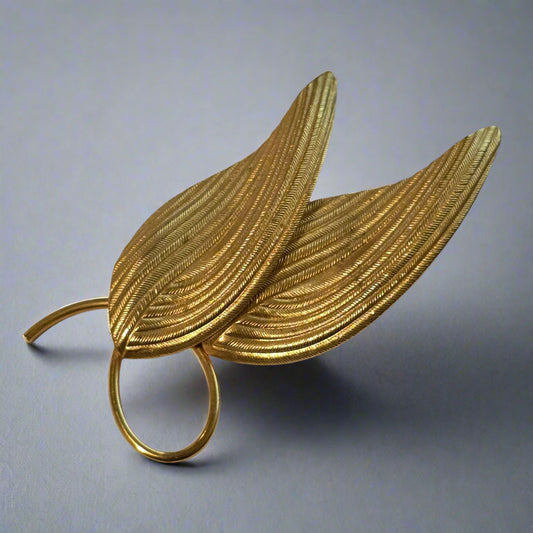 Vintage Gold-Tone Leaf Brooch – Double Leaf Design