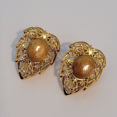 Vintage Gold Tone Leaf Clip On Earrings