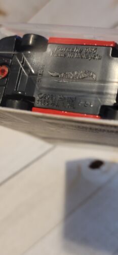hot wheels Porsche 935 Package Damaged