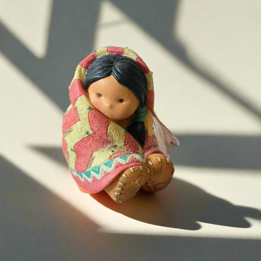 Enesco Friends of the Feather – “Wrapped In Love” – 1994 Figurine (#115649)