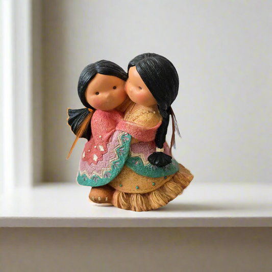 Enesco Friends of the Feather – “Gotta Have A Hug” – 1994 Figurine (#115746)