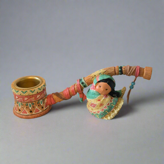 Enesco Friends of the Feather – Pipe Figurine – 1995 (Item #171875)