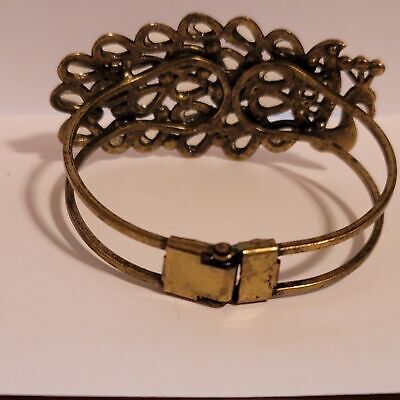 Rhinestone Peacock Clamper Bracelet
