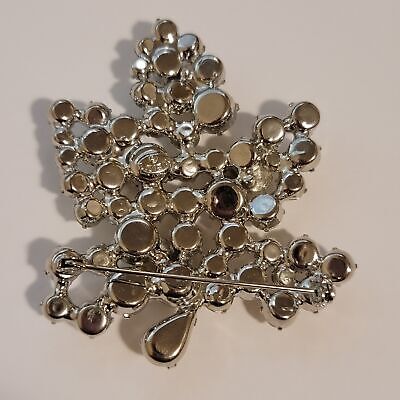 Vintage Weiss Rhinestone Brooch