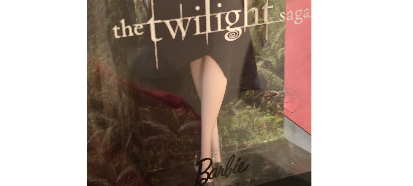 The Twilight Saga: Breaking Dawn– Rosalie 2012 Barbie Doll Pink Label